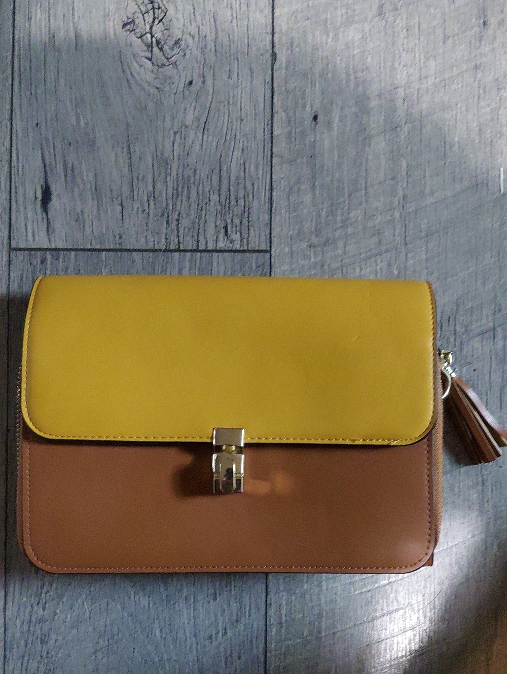 Women’s Two-Tone Flap Crossbody Bag - Yellow & Brown